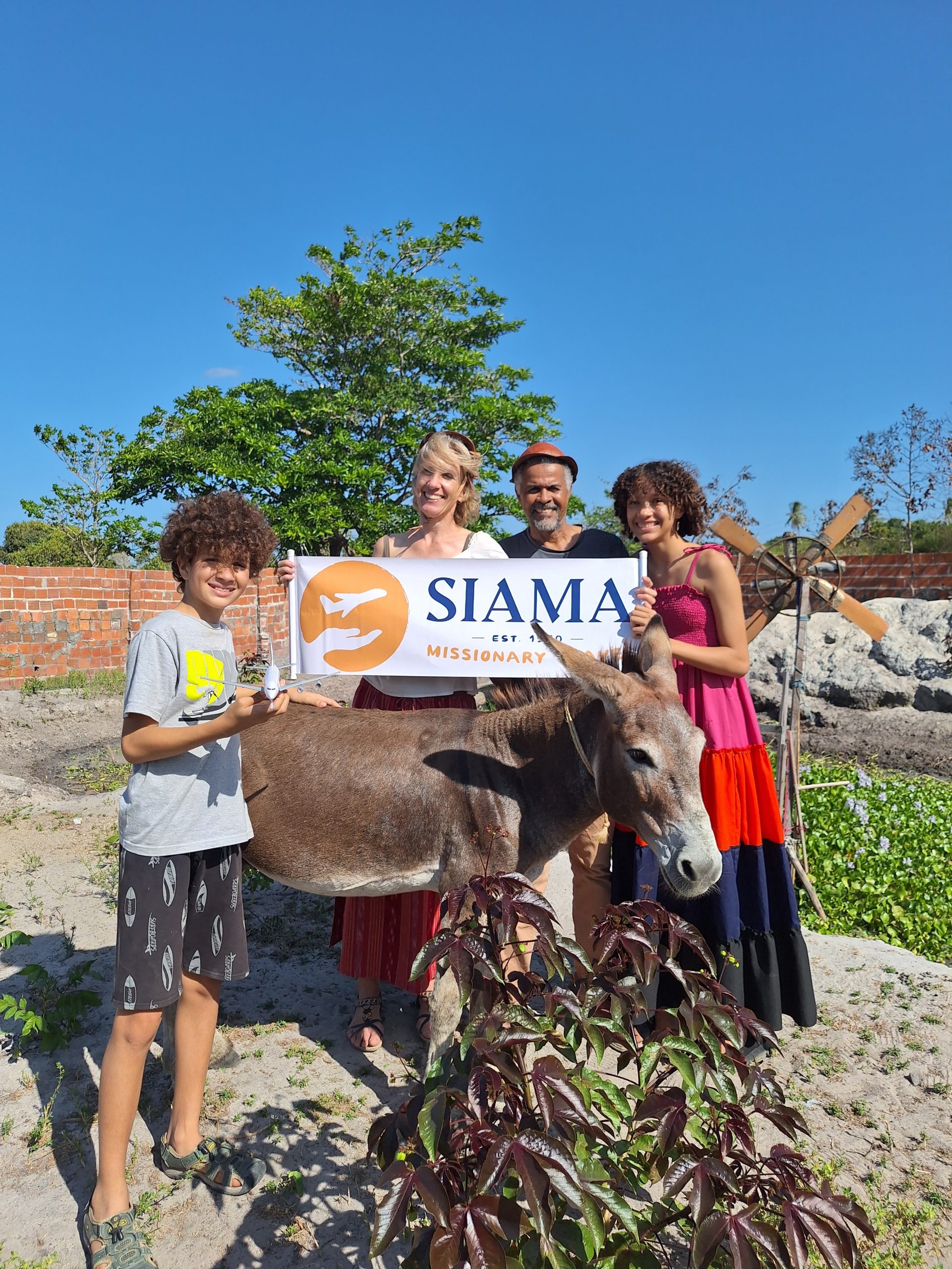 Siama is part of our mission here in Aquiraz, Ceará in Brazil. You have blessed us with good service especially in the preparation of a journey. This picture represents the simplicity of the rural area which is part of our mission.